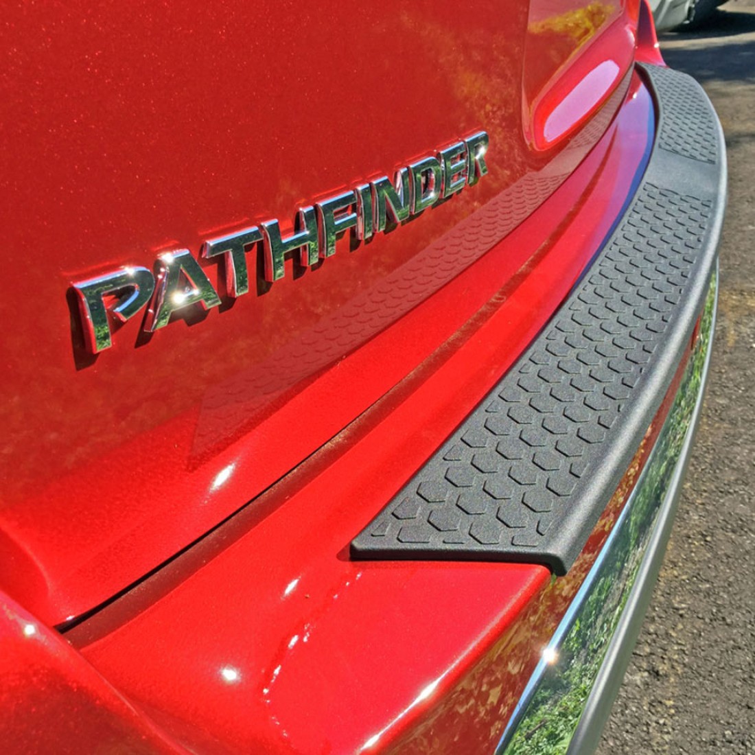 Nissan Pathfinder Rear Bumper Protector 2013 2016 / R